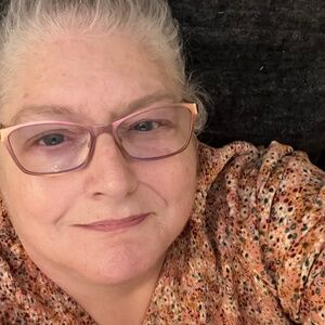Meet your Posher, Christine